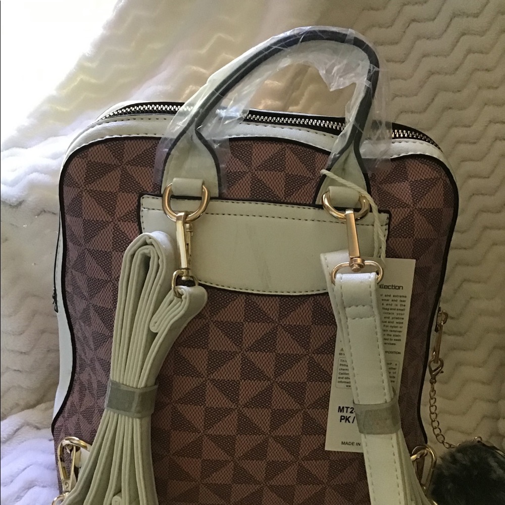 Backpack - Picture 2 of 3